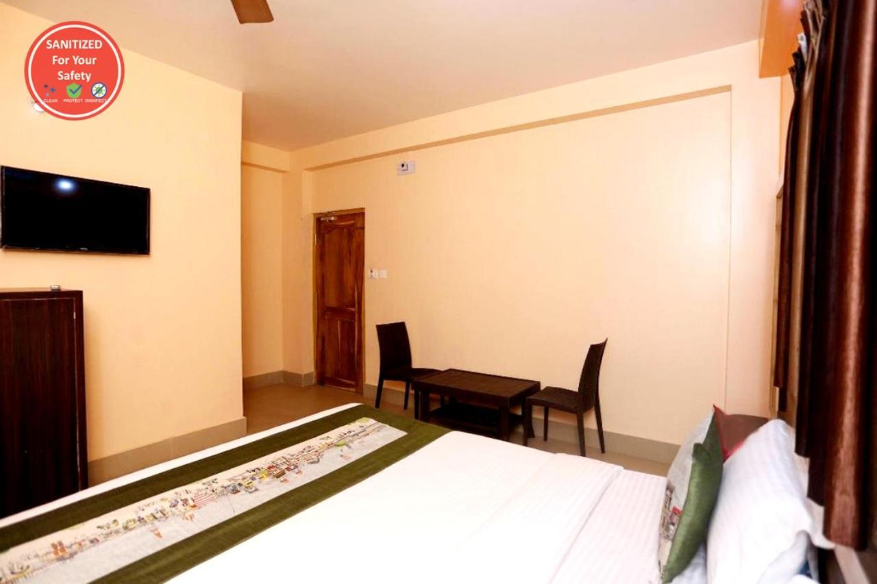 Goroomgo Krishna Residency Puri Exterior photo